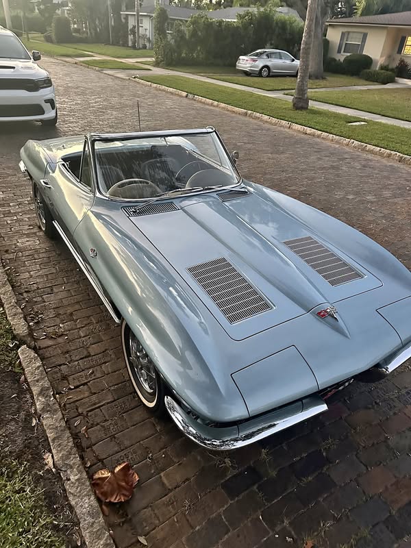 1963 Chevrolet c2 corvette stingray