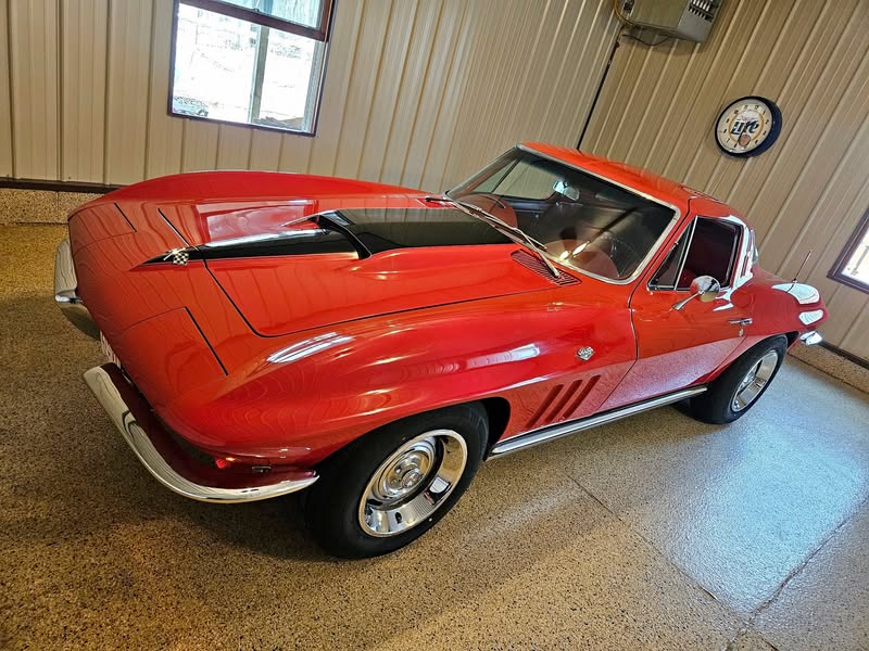 1965 Chevrolet Corvette - Coupe 2D