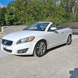 2012 Volvo C70 T5 Hardtop Convertible