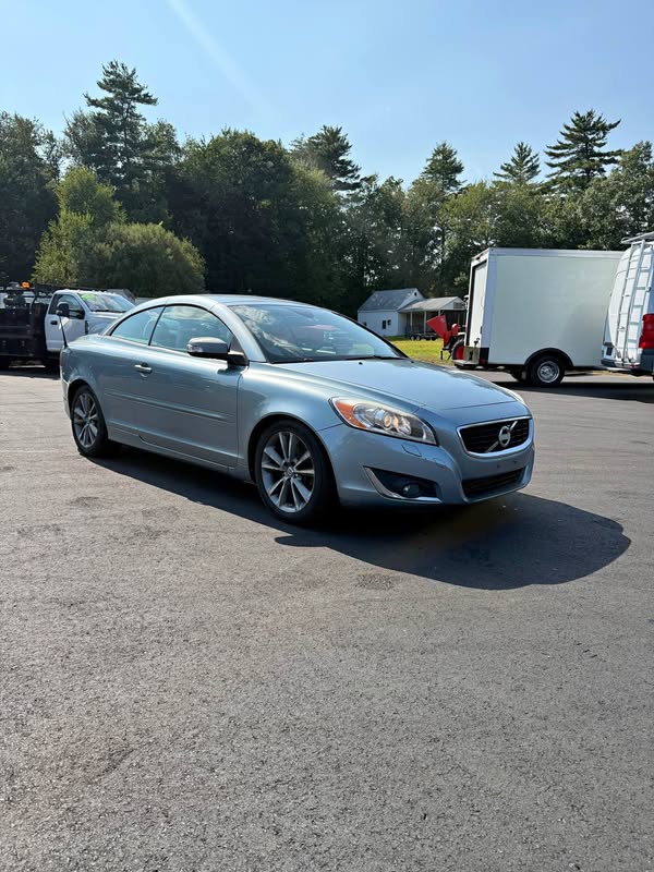 2012 Volvo C70 - Convertible 2D