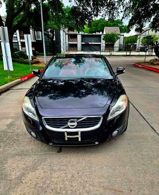 2012 Volvo C70 - T5 Premier Plus Convertible 2D