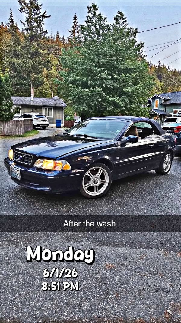 2004 Volvo C70 - Convertible 2D