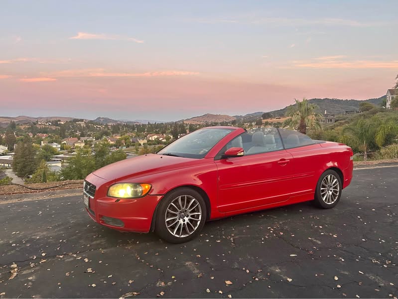 2007 Volvo C70 - HT Convertible 2D