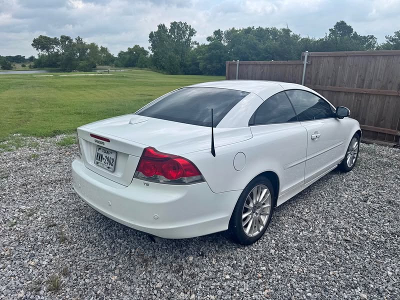 2008 Volvo C70 - Convertible 2D