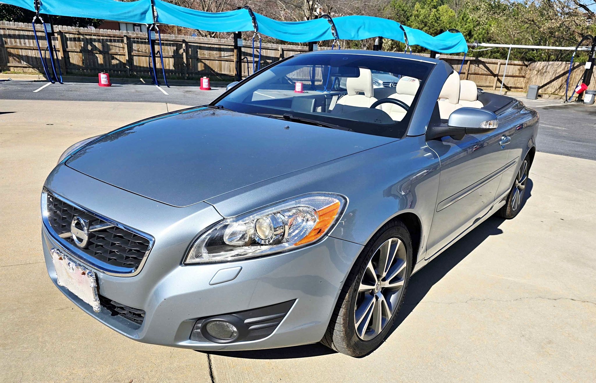 2011 Volvo C70 - T5 Premier Plus Convertible 2D