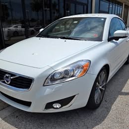 2013 Volvo c70 t5 premier plus