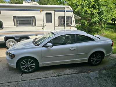 2010 Volvo C70 - Convertible 2D