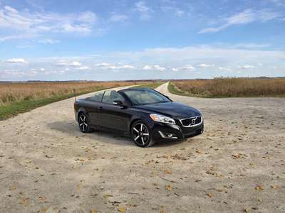 2013 Volvo C70 - T5 Premier Plus Convertible 2D