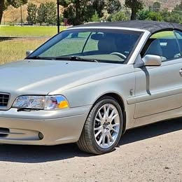 2004 Volvo C70
