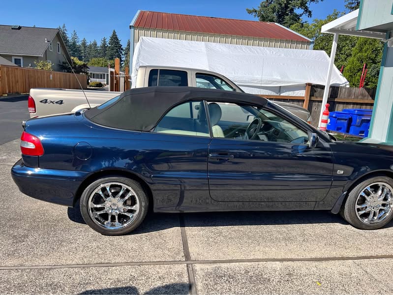 2000 Volvo C70 - Convertible 2D