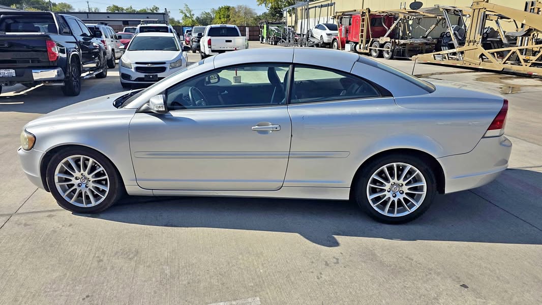 2008 Volvo C70 - Convertible 2D