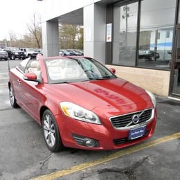 2012 Volvo C70 T5 Convertible 2D