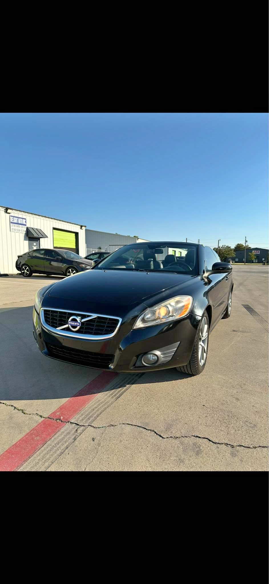 2012 Volvo C70 - T5 Platinum Convertible 2D