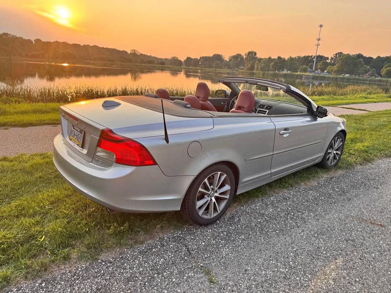 2012 Volvo c70 convertible