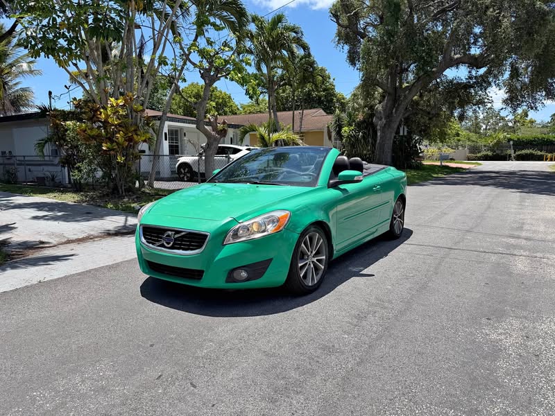 2012 Volvo C70 - Convertible 2D