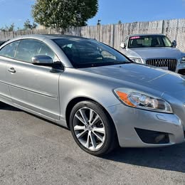 2009 Volvo C70 T5 Convertible 2D