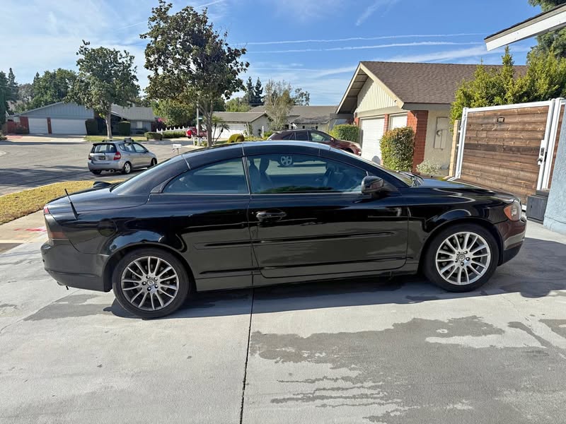 2008 Volvo C70 - HT Convertible 2D