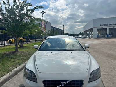 2010 Volvo C70 - T5 Convertible 2D