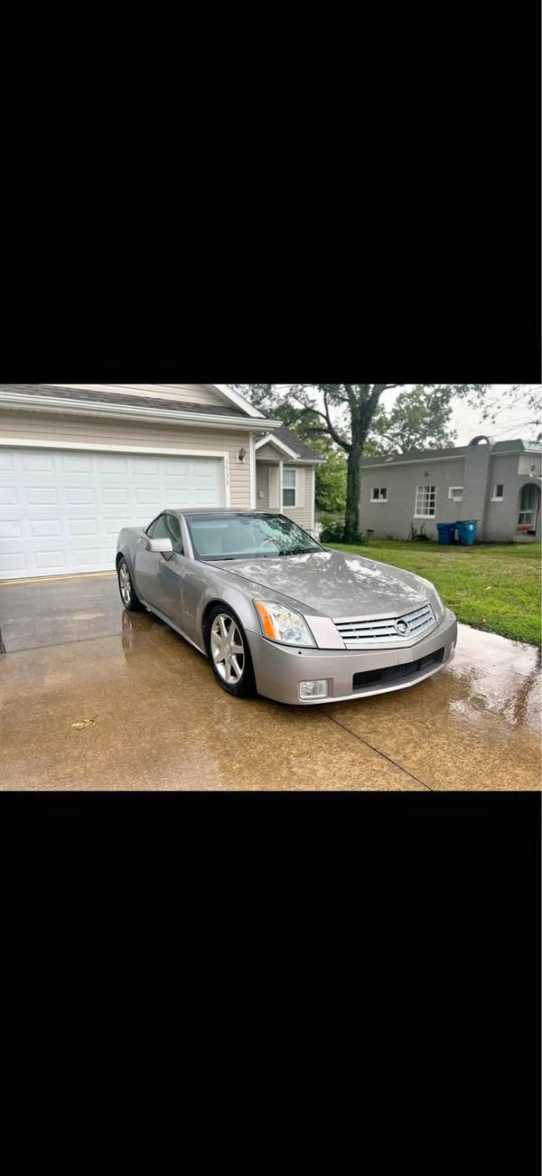 2004 Cadillac XLR