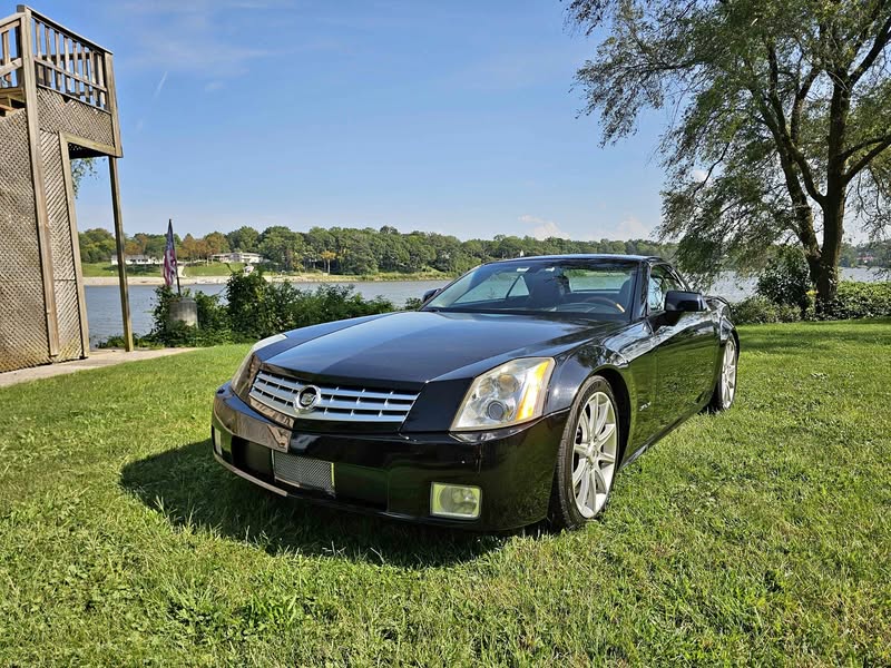 2005 Cadillac XLR