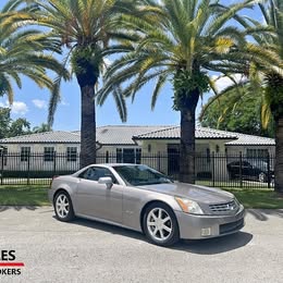2005 Cadillac  XLR