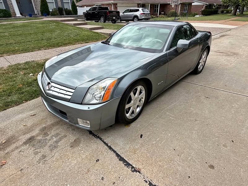 2004 Cadillac XLR Convertible 2D