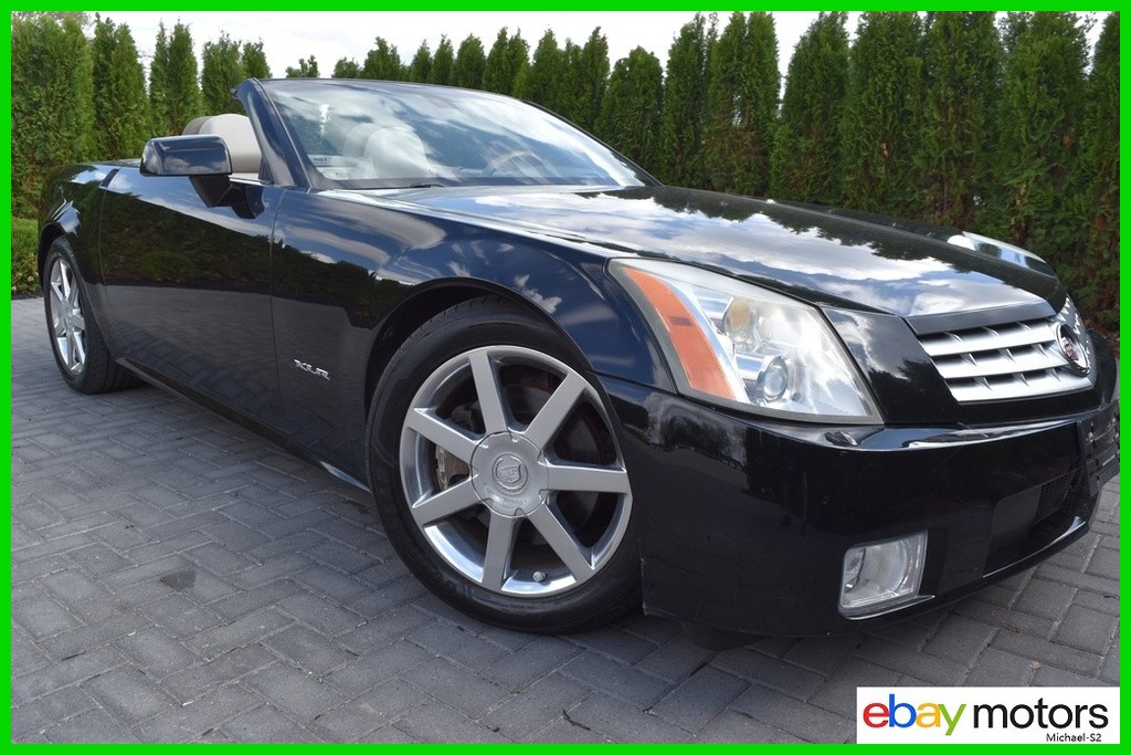 2004 Cadillac XLR HARDTOP CONVERTIBLE PREMIUM-EDITION(V8)