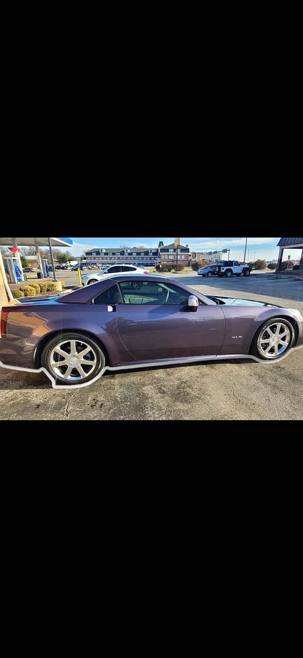 2004 Cadillac XLR - Convertible 2D