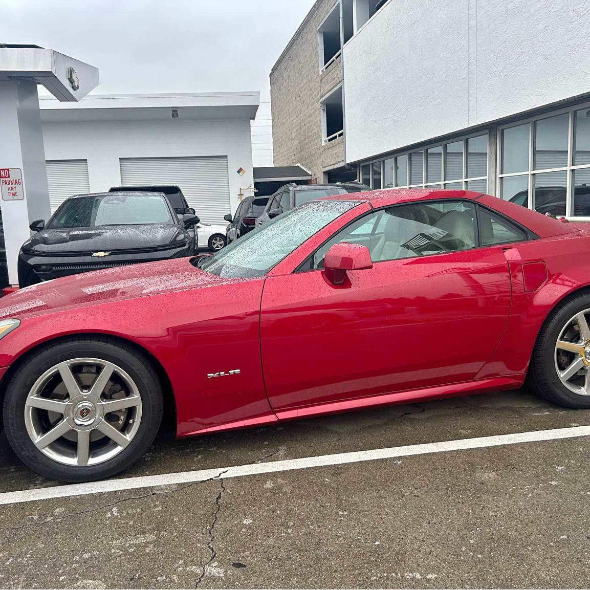 2005 Cadillac XLR - Convertible 2D
