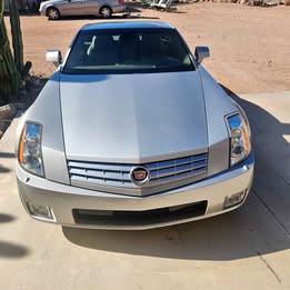 2005 Cadillac XLR Hard Top Convertible. 2 Door