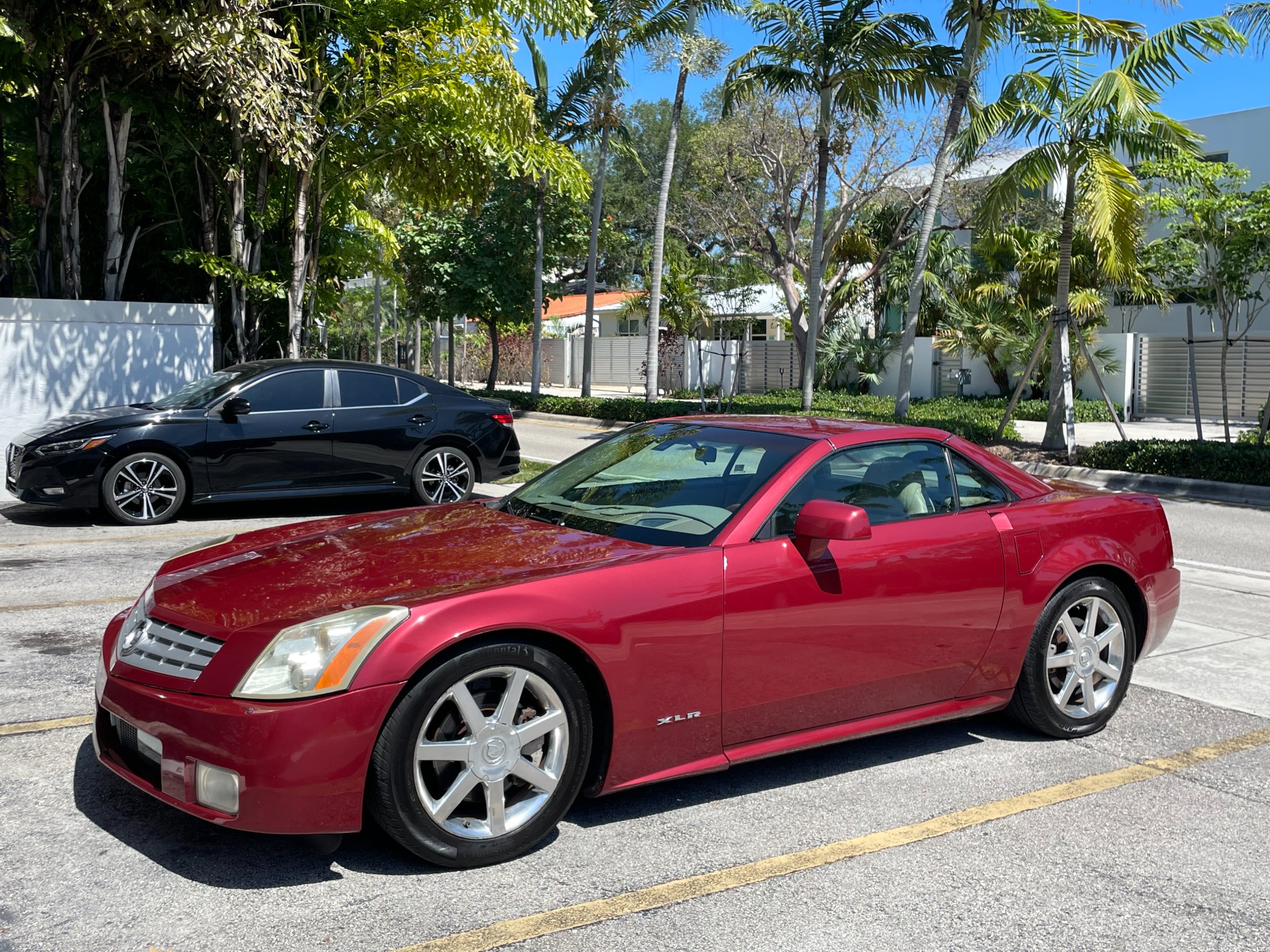 2005 Cadillac XLR Convertible 2D