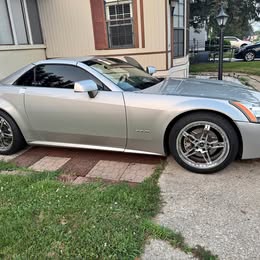 2004 Cadillac XLR convertible