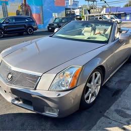 2005 Cadillac XLR - Convertible 2D