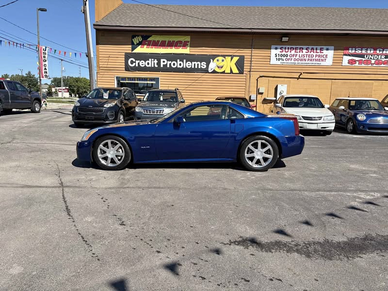 2005 Cadillac XLR - Convertible 2D