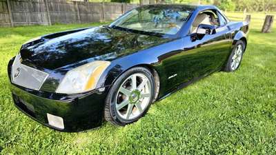 2004 Cadillac XLR - Convertible 2D