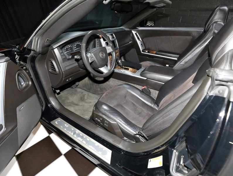 2009 Cadillac XLR-V SUPERCHARGED - 1 FAMILY OWNED - WINDOW STICKER