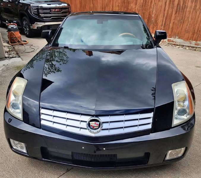 2004 Cadillac XLR - Convertible 2D