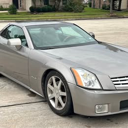 2005 Cadillac XLR
