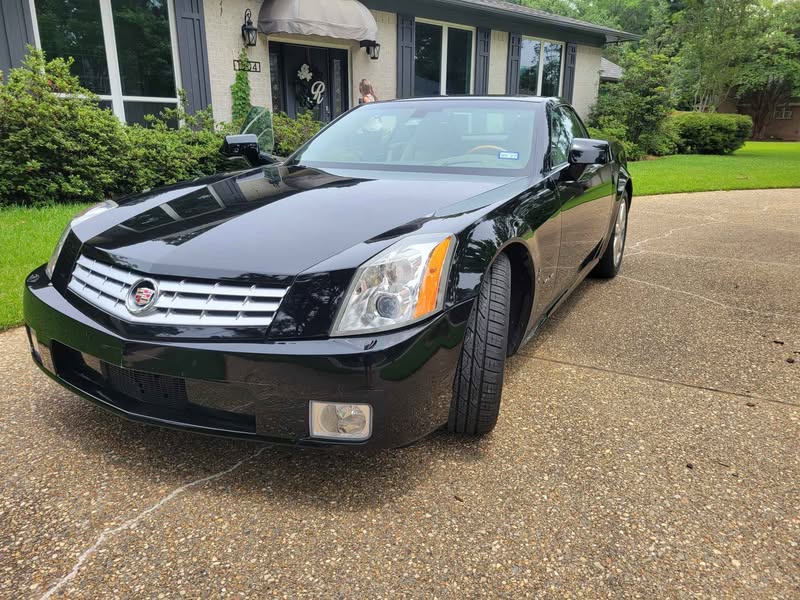 2004 Cadillac XLR - Convertible 2D