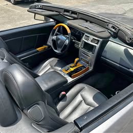 2004 Cadillac XLR convertible