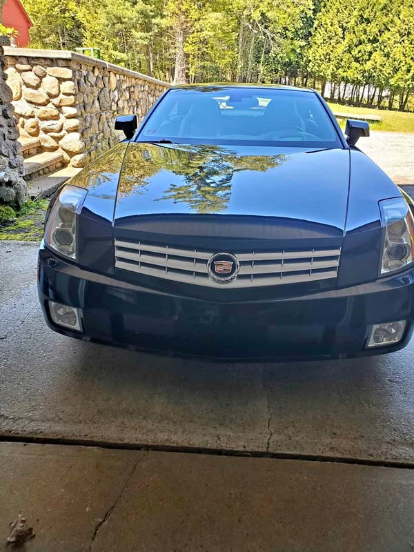 2005 Cadillac XLR - Convertible 2D