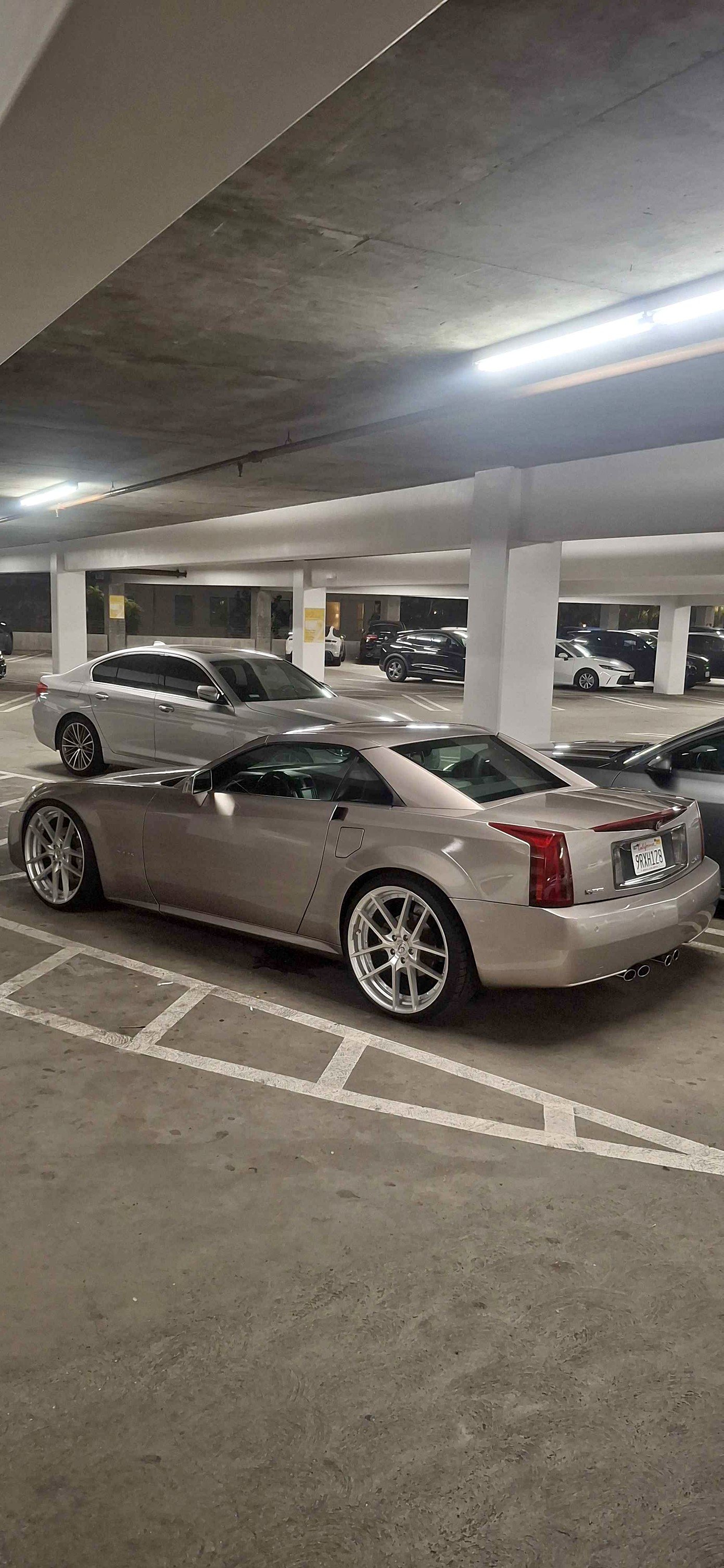 2005 Cadillac XLR - Convertible 2D