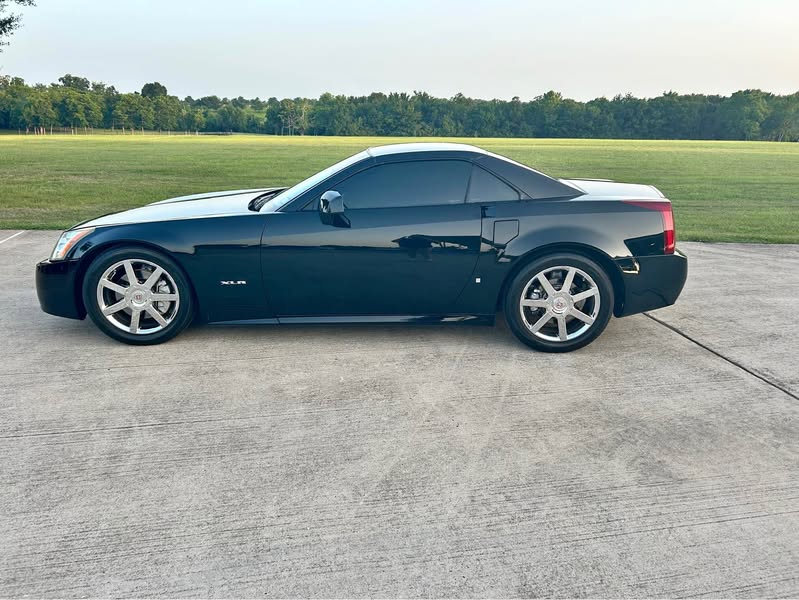 2004 Cadillac XLR