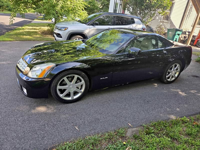 2005 Cadillac XLR - Convertible 2D