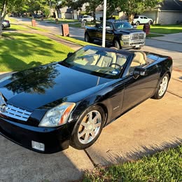 2004 Cadillac XLR - Convertible 2D