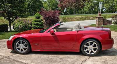2004 Cadillac XLR - Convertible 2D