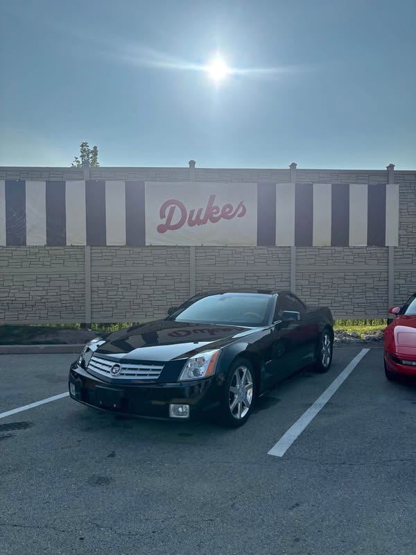 2004 Cadillac XLR - Convertible 2D