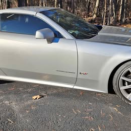 2006 Cadillac XLR-V hardtop convertible