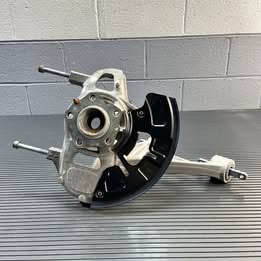 2015-2018 Ferrari California T Front Right Spindle Knuckle Hub 3k Mile OEM