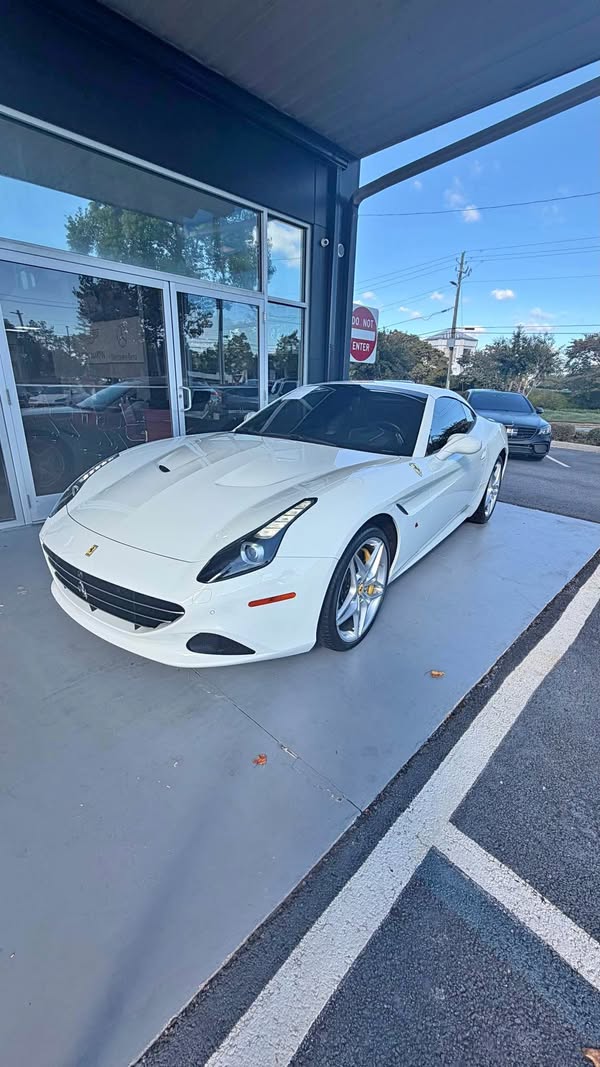 2016 Ferrari California - T